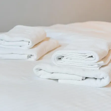 Luxury Glamour Hotel *