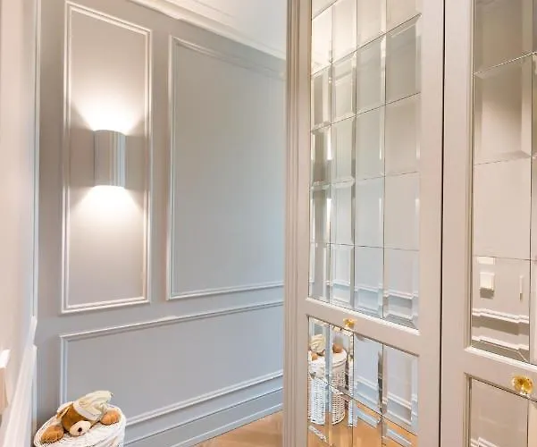 Luxury Glamour Hotel *