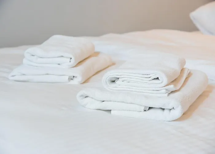 Luxury Glamour Hotel *