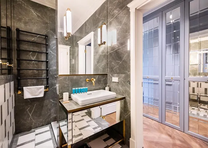 Luxury Glamour Hotel *