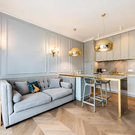 Luxury Glamour