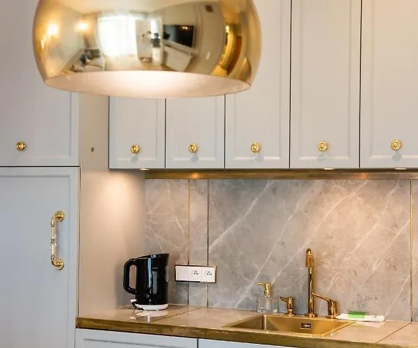 Luxury Glamour Hotel